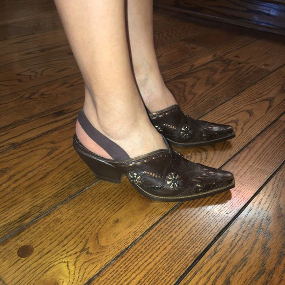 BCBGIRLS - Picture 2 of 8